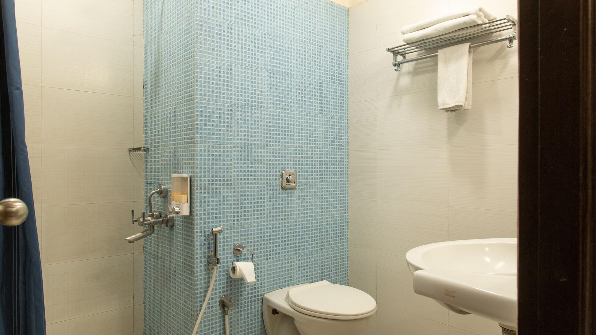 Tirupur Hotel Ngoại thất bức ảnh