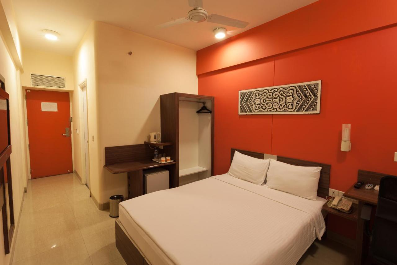 Tirupur Hotel Ngoại thất bức ảnh