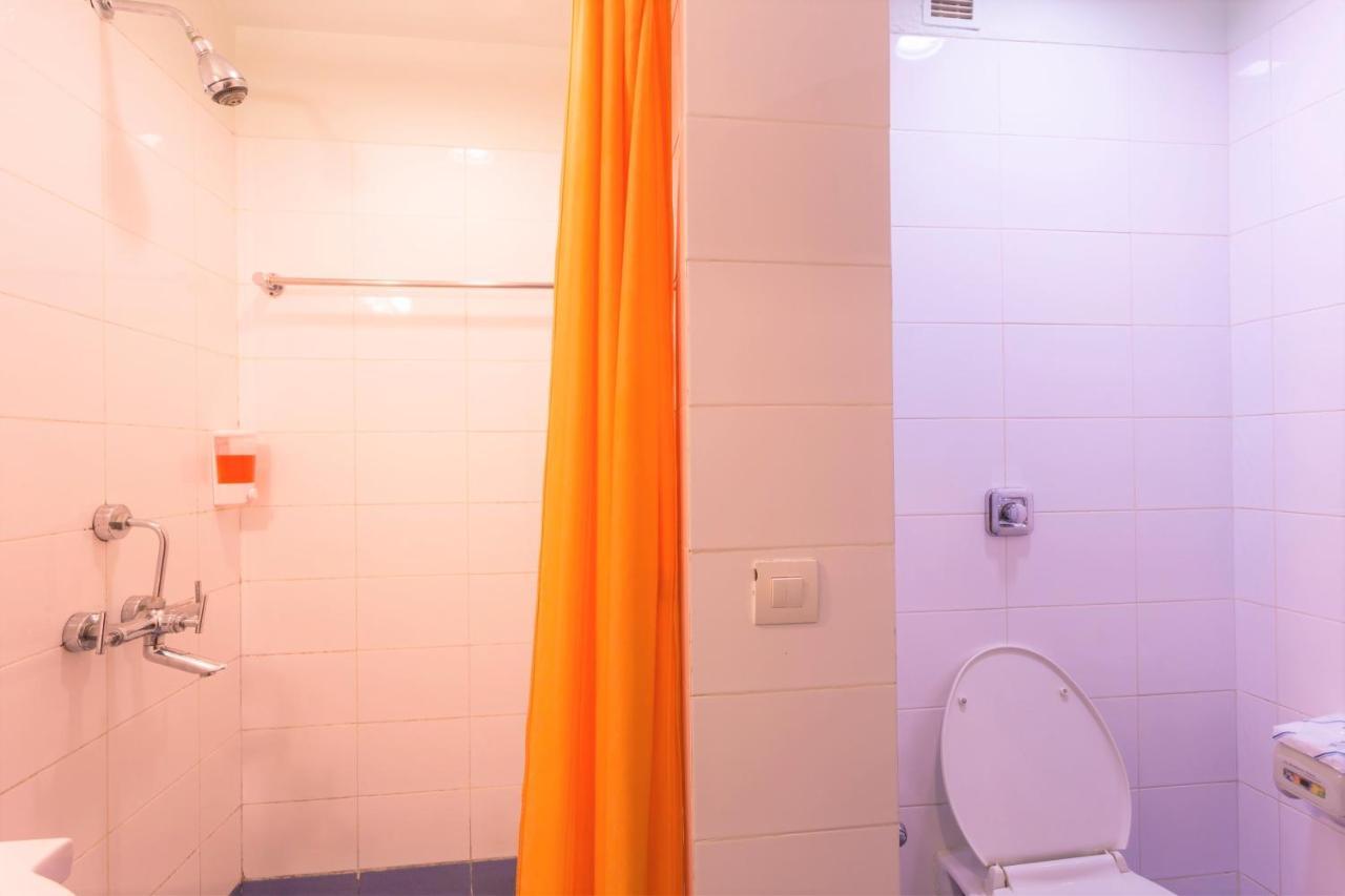 Tirupur Hotel Ngoại thất bức ảnh