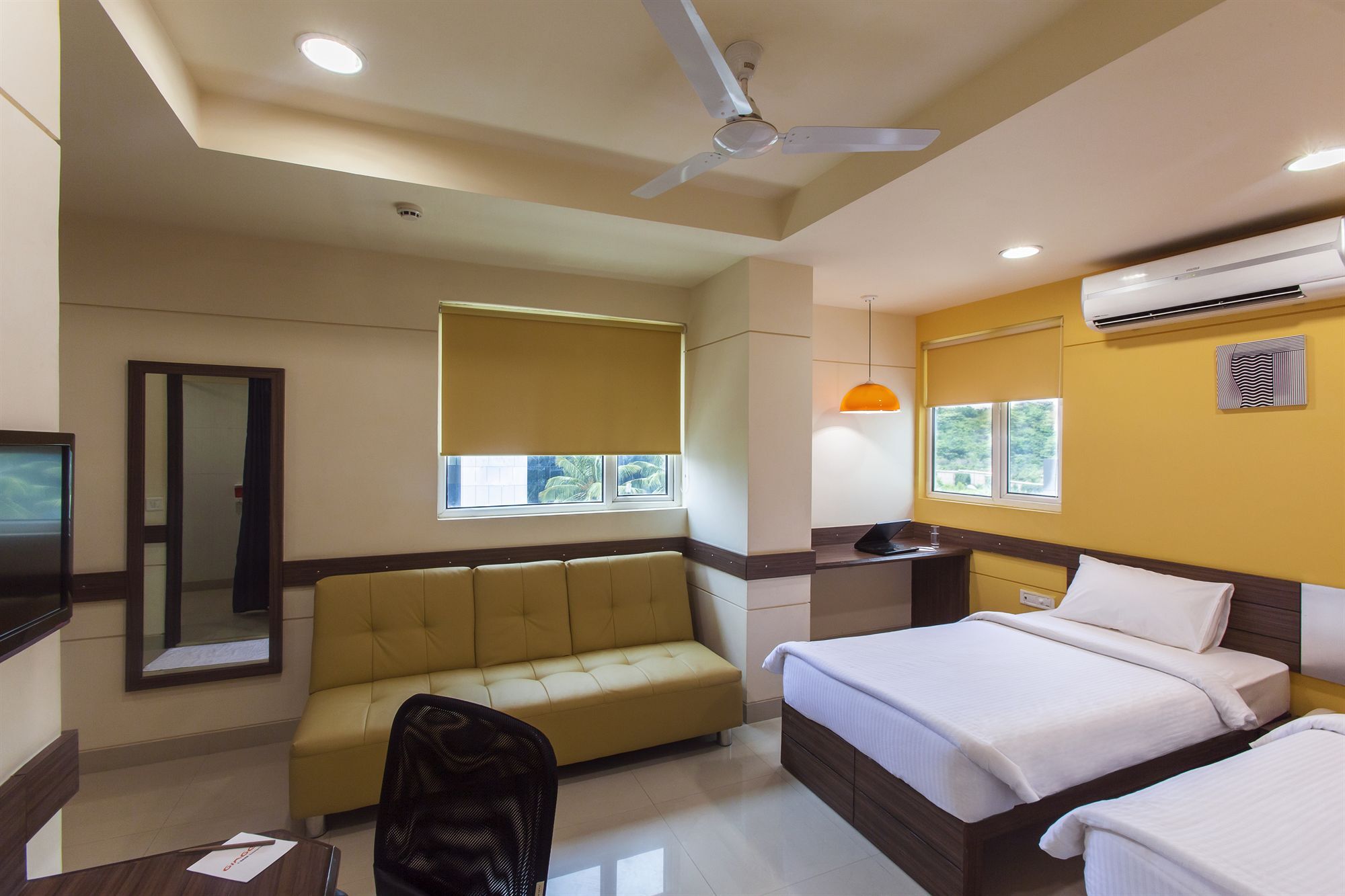 Tirupur Hotel Ngoại thất bức ảnh